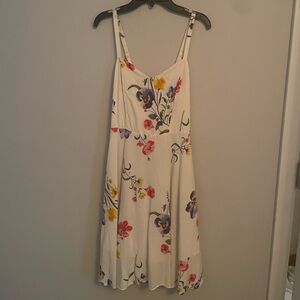 Old Navy size S flower patterned flowy dress